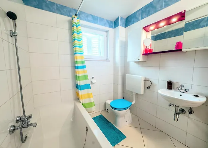 Haus Ljubica Lägenhet Ražanac