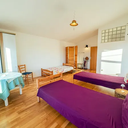 Haus Ljubica Lägenhet Ražanac